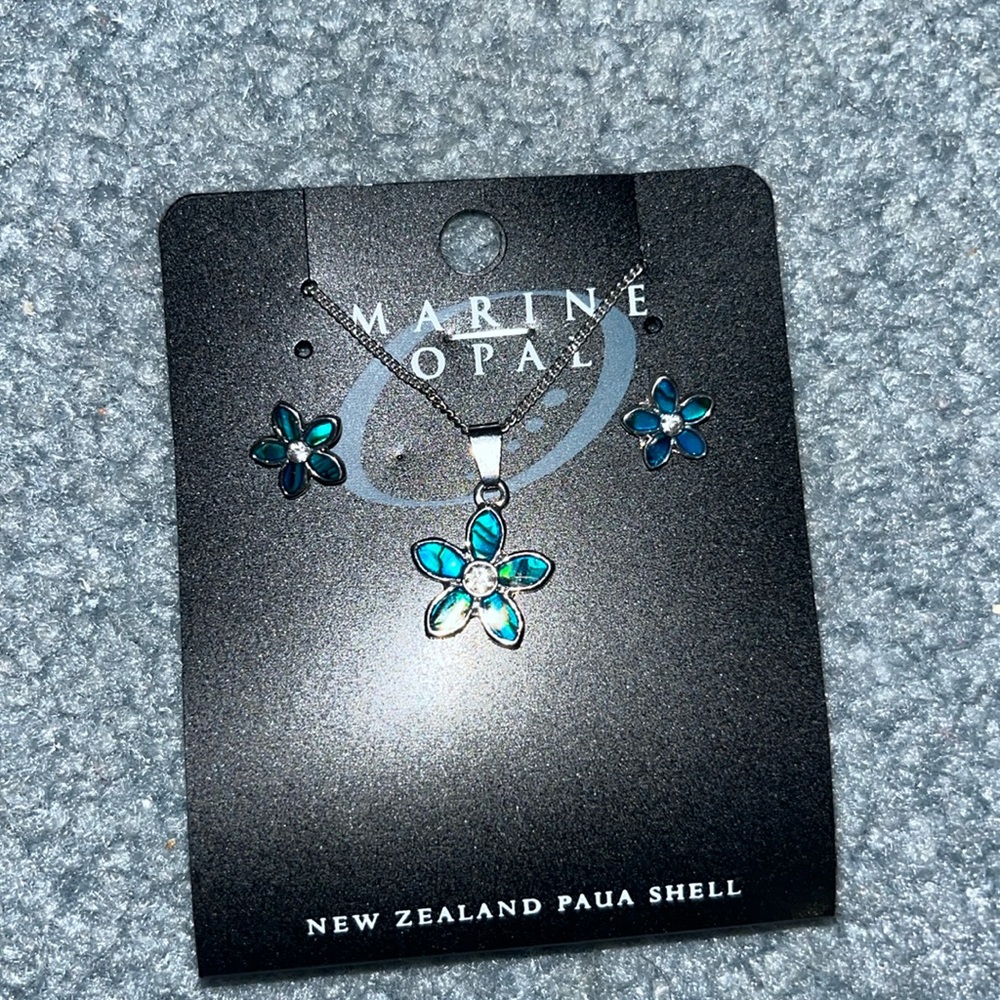 earring and necklace set
